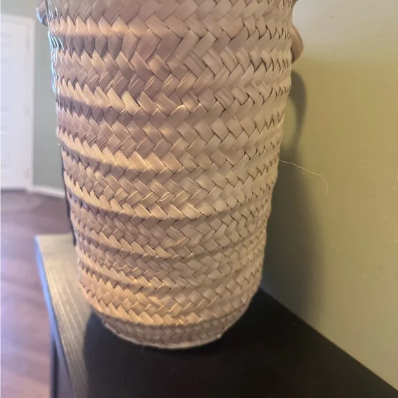 Tory Burch Beige and Yellow Woven Tote Basket Bag - Picture 6 of 11